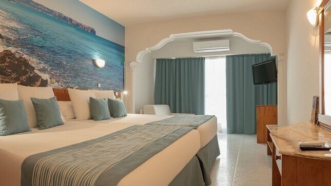 Double Junior Standard